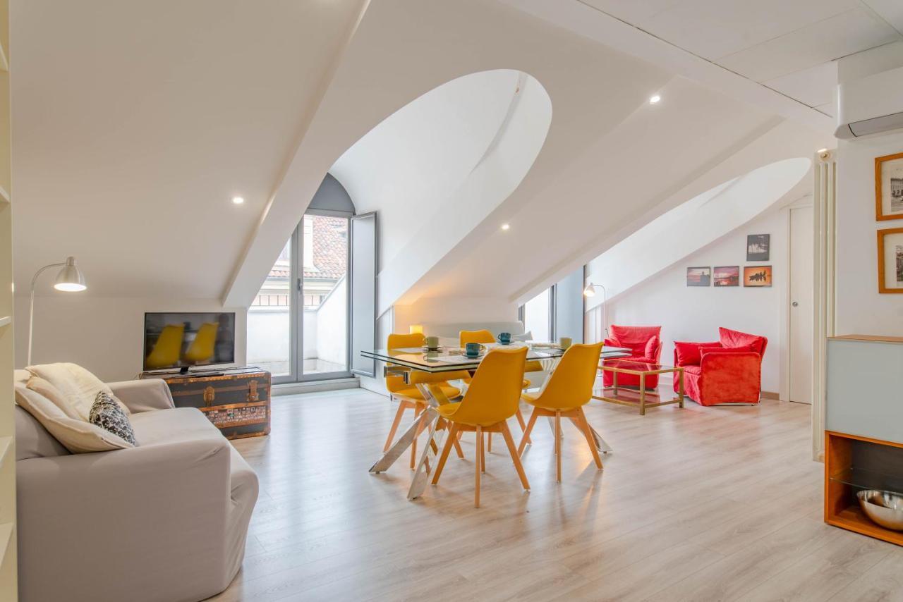 Centro, 2 Bagni, 2 Camere: La Casa Sui Tetti Apartment
